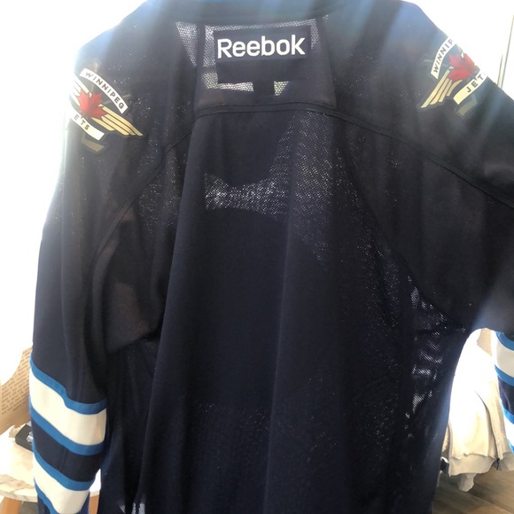 Winnipeg Jets Jersey - Picture 7 of 7